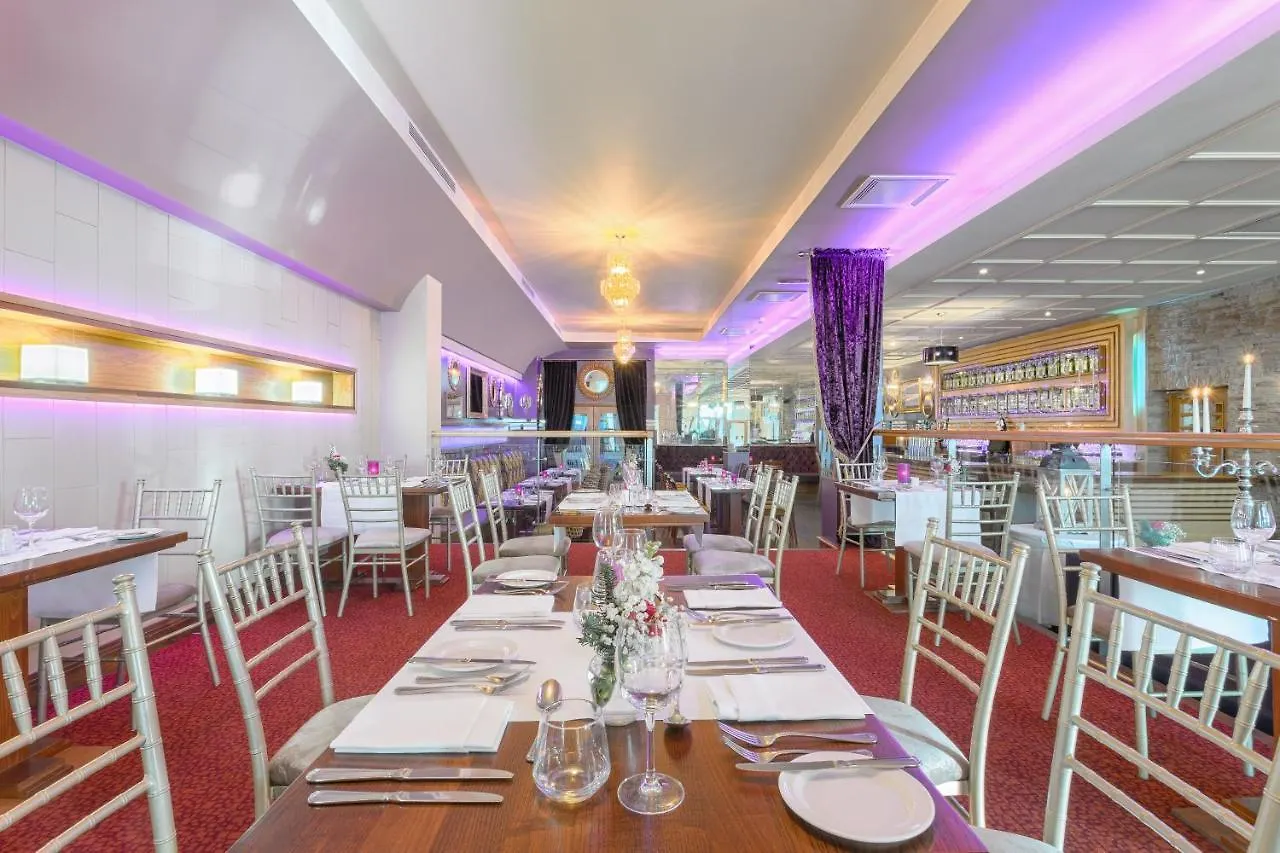 Raheen Woods Hotel Athenry